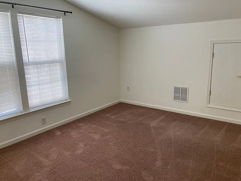 301 Victory Gallop Ct — Photo 16