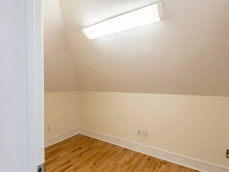 1001 Market St E #10 — Photo 33