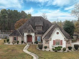 2106 Southcrest Dr, Texarkana, AR 71854