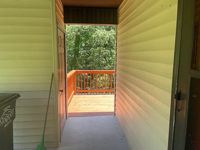 753 Foothills Rd — Photo 2