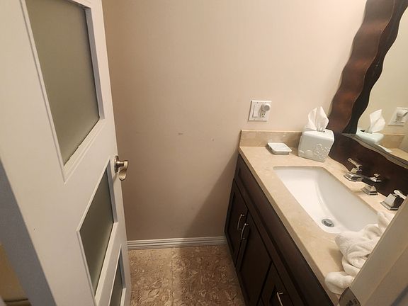 5th image of 2507 Harbor Blvd APT 4