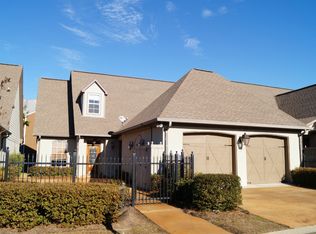 20 Savannah Cir, Brandon, MS 39047