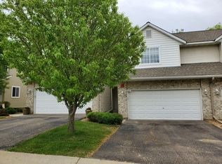 469 Pleasant Ln, Chaska, MN 55318