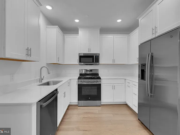 257 Lewis Fisher Dr — Photo 10