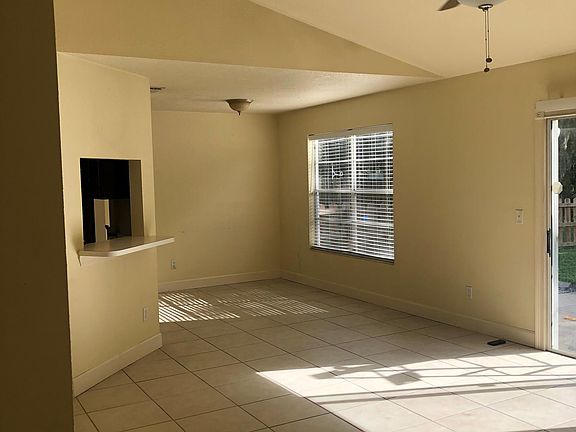 Living and dining area