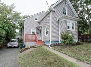62 Huntington St, Brockton, MA 02301