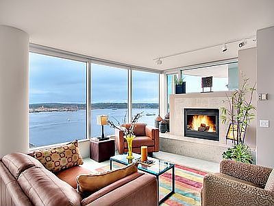 Gorgeous views and a fireplace, too