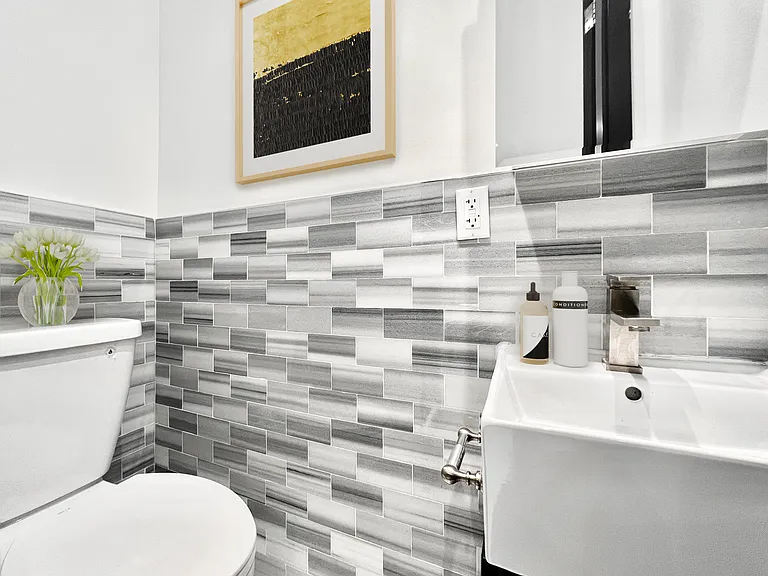 120 W 105th St #1D — Photo 9