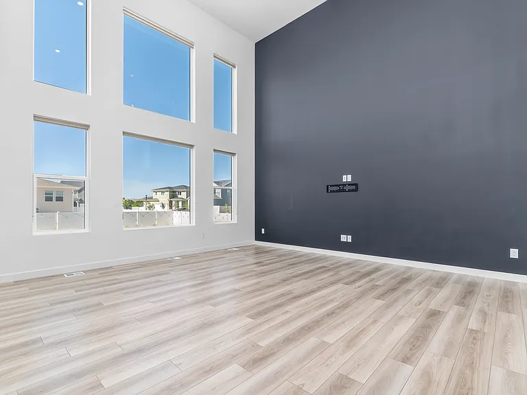 1877 E Chukar Dr — Photo 8