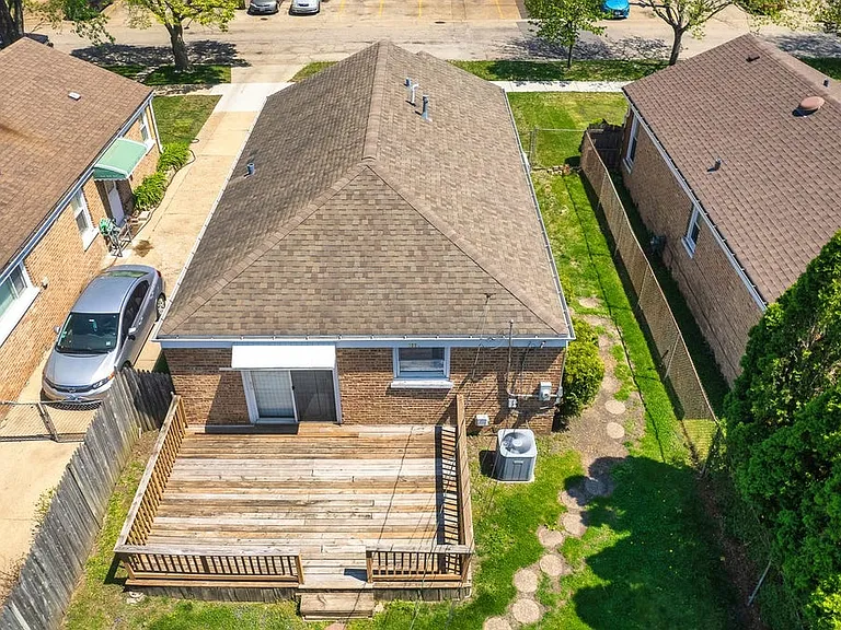 3228 Washington St — Photo 116