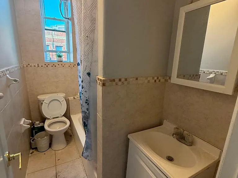 401-05 53rd St #22B — Photo 8