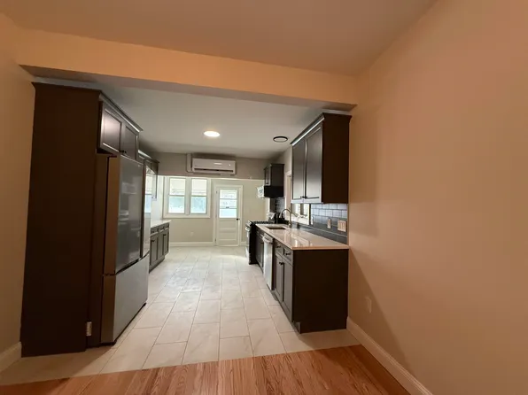 183a Lexington Avenue image 2 of 18