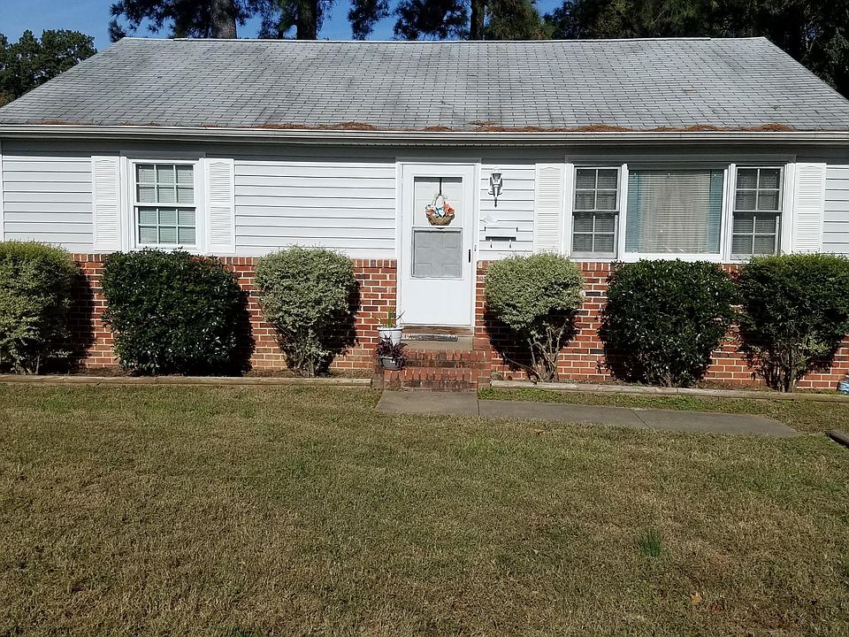 1st image of 106 N Rose Ave