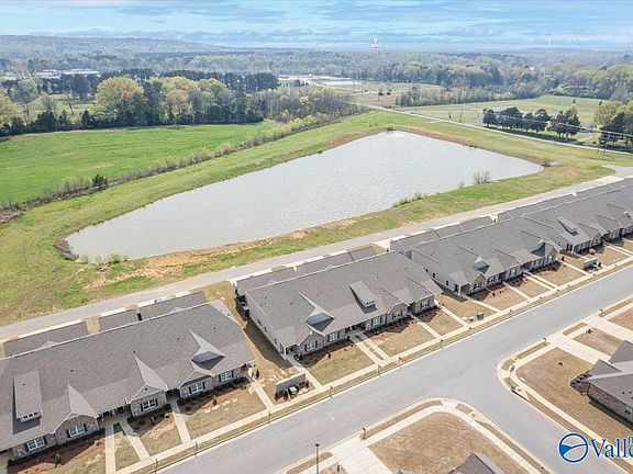 5th image of 3245 McClellan Way SE