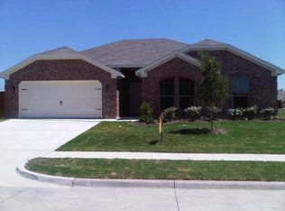 1606 Weeping Willow Ln, Arlington, TX 76002