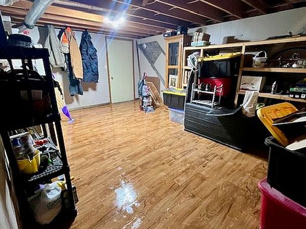 416 11th St W, Clear Lake, SD 57226