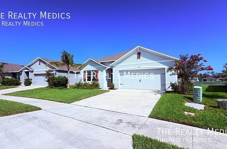 3231 Silas Dr — Photo 2