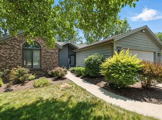 6719 W Canal Pointe Ln, Fort Wayne, IN 46804
