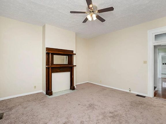 3rd image of 323 Hodge St