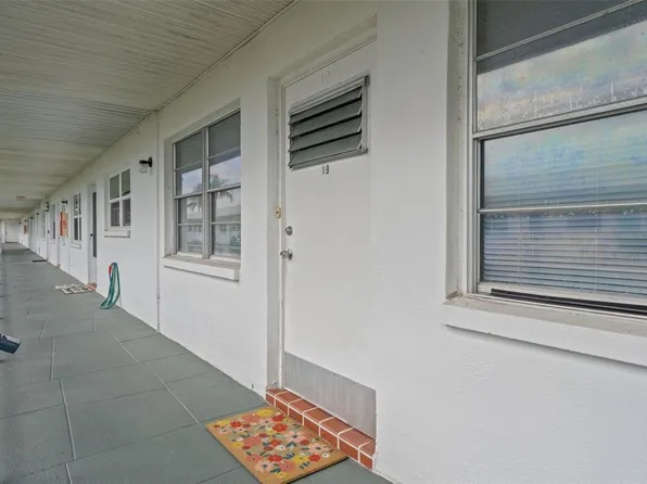 5875 18th St N APT 19, Saint Petersburg, FL 33714