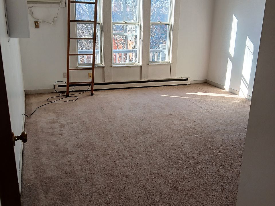 Front Bedroom