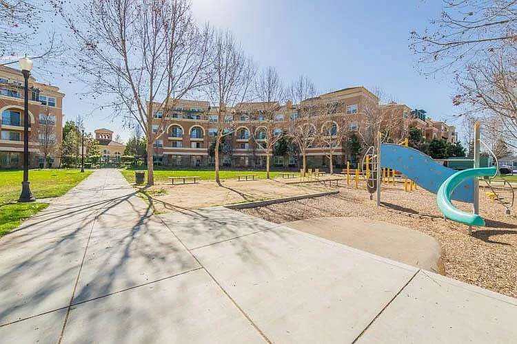 1310 Saddle Rack St — Photo 3