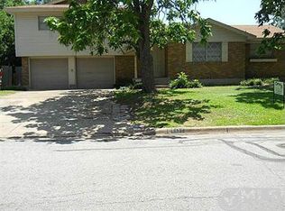 5332 Ammons St, Haltom City, TX 76117