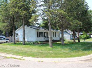 480 Walnut St, Mount Morris, MI 48458