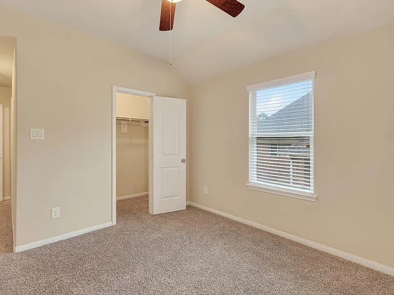 13302 Hidden Valley Dr — Photo 37