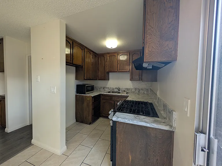 7304 Richfield St #107 — Photo 4
