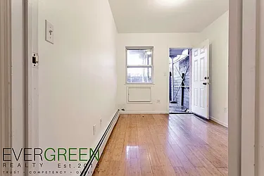 Rented by Safdie Realty Group