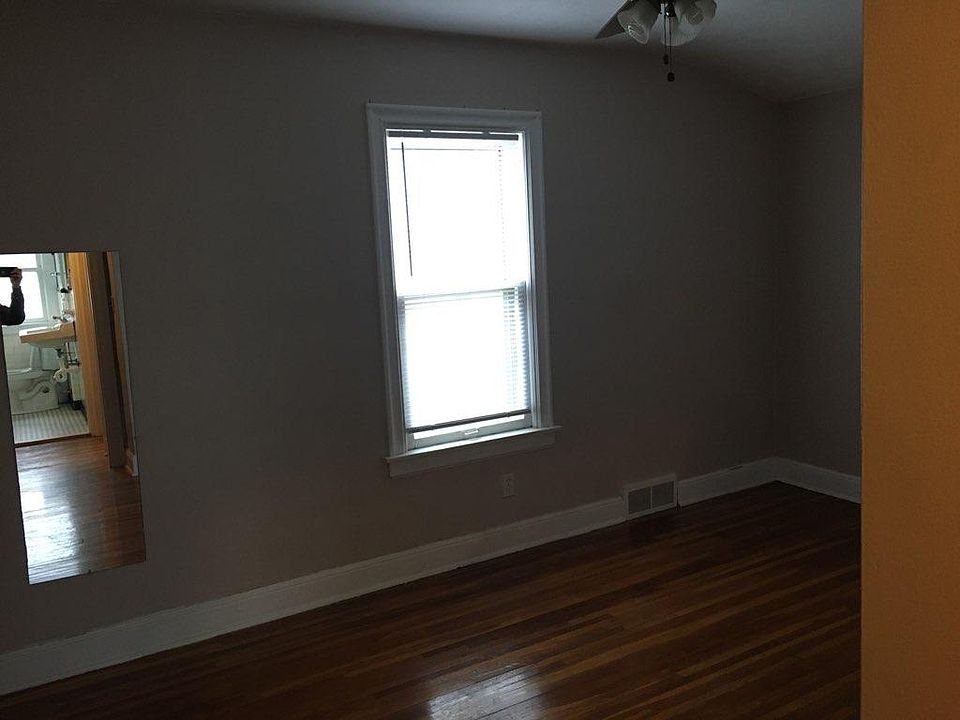1st image of 2817 Northwood Ave
