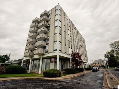 715 W Michigan Ave APT 803, Jackson, MI, 49201