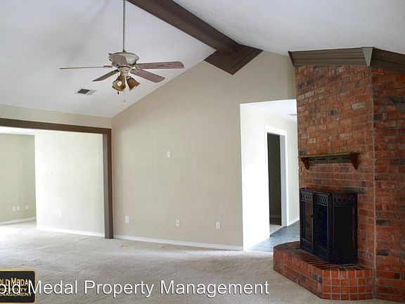 4th image of 1808 Mesa Oaks Cir
