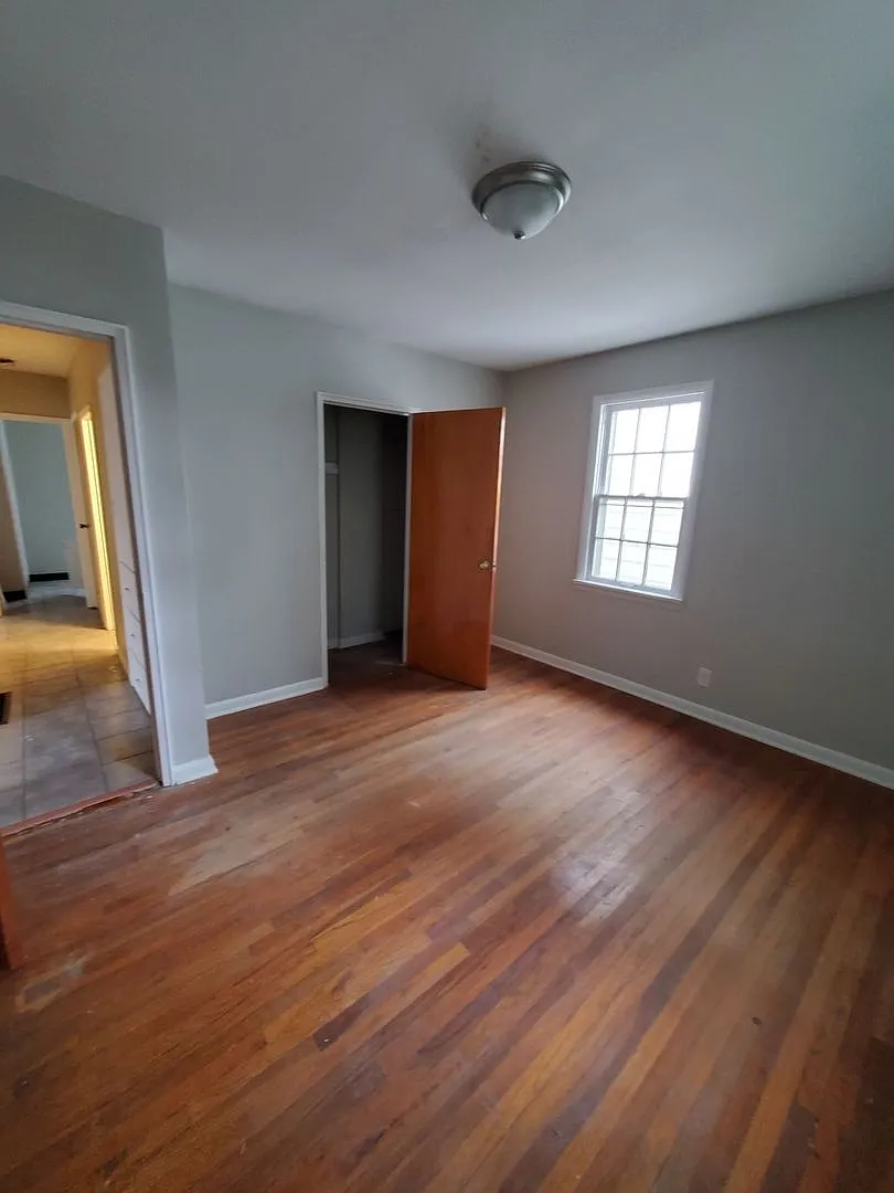 3 BR NE Canton House for rent — Photo 4
