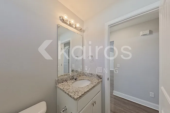 228 Western Red Cedar Dr — Photo 13