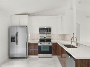 3821 10th Ave NE, Naples, FL 34120