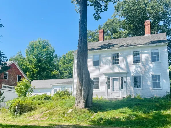 300 Pleasant Street, Blue Hill, ME 04614