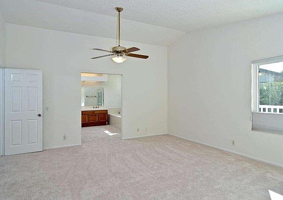 2845 Queens way TO  MLS (38)