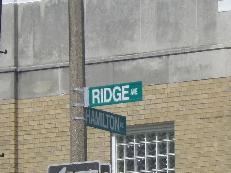 2nd image of 5944 Ridge Ave