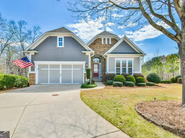 6586 Grove Park Dr, Hoschton, GA 30548