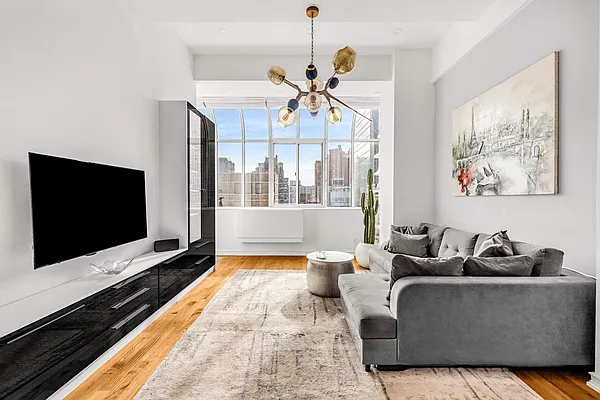 Rented by Sotheby's International Realty | media 1