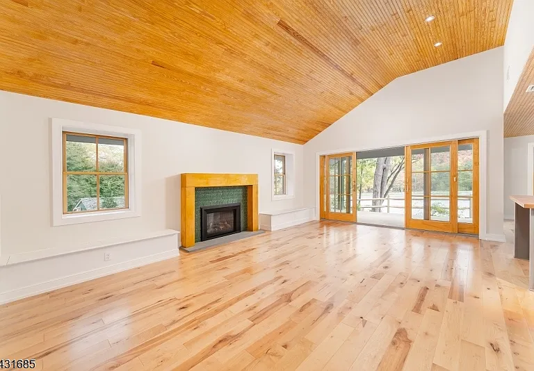 232 W Shore Dr — Photo 18