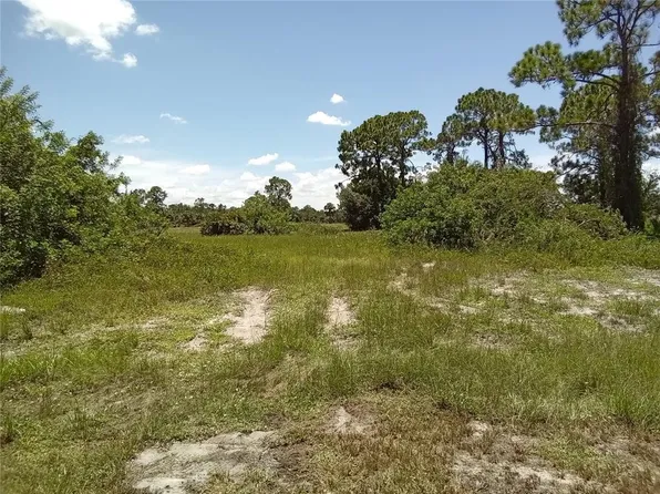 5021 Dania Circle, Labelle, FL 33935