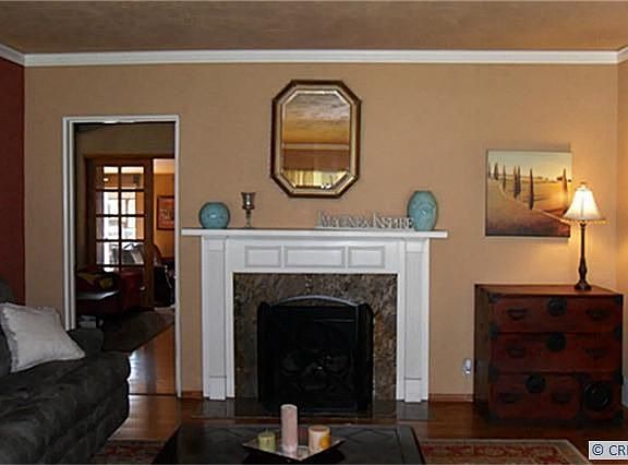3rd image of 4240 Stanbridge Ave