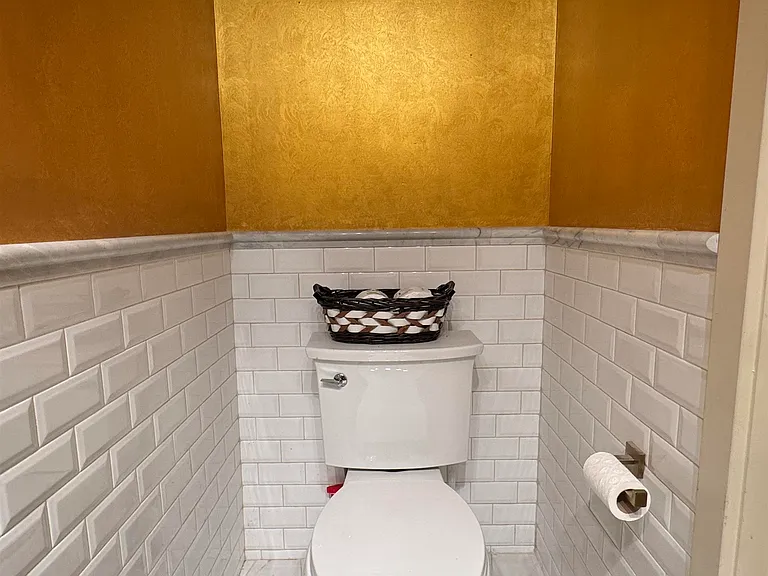 164 Harrison Ave #2 — Photo 16