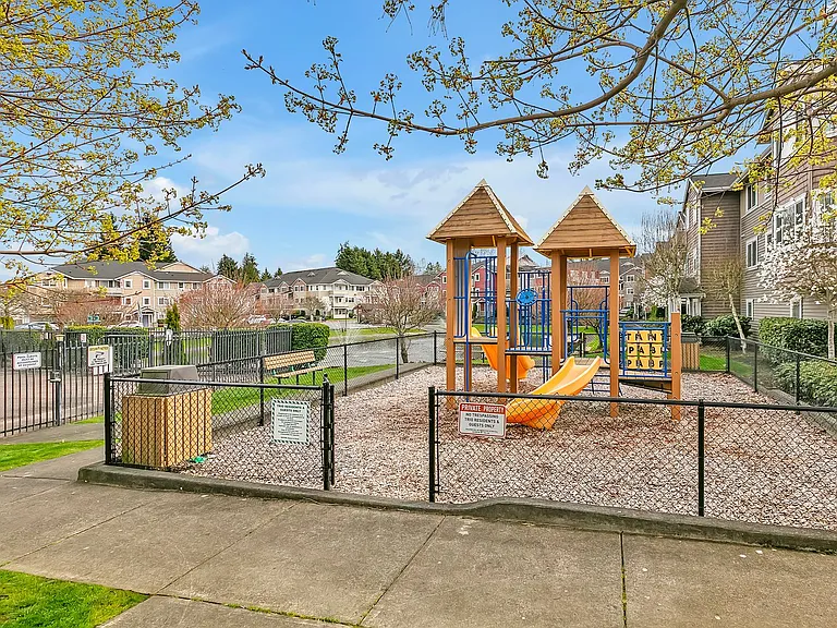13405 97th Ave E #308 — Photo 24