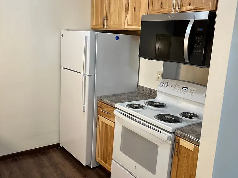 820 S Lincoln Ave — Photo 54