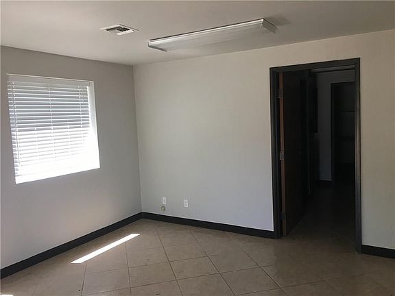 5th image of 1408 S Fretz Ave Ste 2