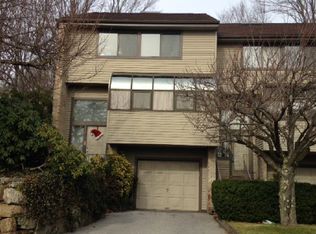 2539 Bedford St APT 37A, Stamford, CT 06905